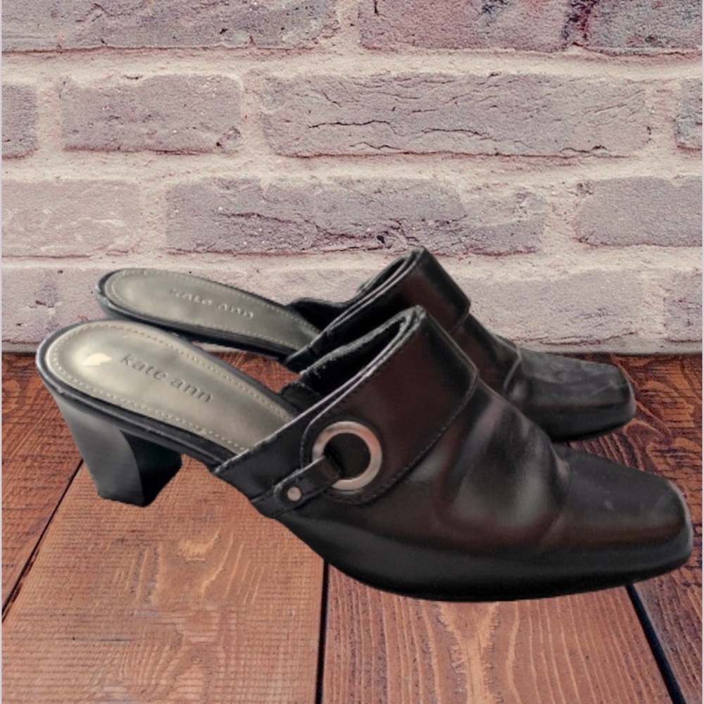 Women’s Clog Heels